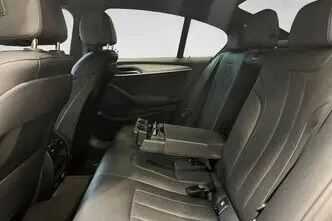 BMW 520, 2.0, 140 kW, hybrid, automatic, four-wheel drive