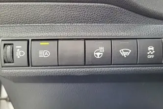 Toyota Corolla, 1.8, 72 kW, гибрид, автомат, передний привод