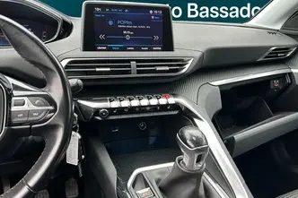 Peugeot 3008, 1.2, 96 kW, petrol, manual, front-wheel drive