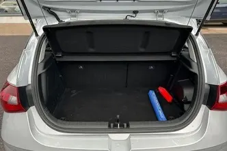 Hyundai i20, 1.0, 74 kW, hybrid, automatic, front-wheel drive