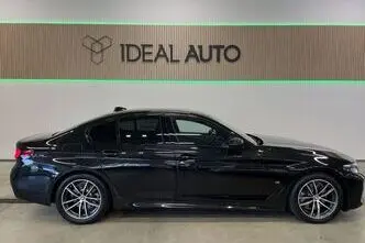 BMW 520, 2.0, 135 kW, hybrid, automatic, rear-wheel drive
