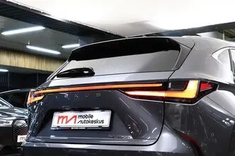 Lexus NX 350h, 2.5, 140 kW, гибрид, автомат, полный привод