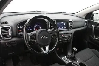 Kia Sportage, 1.6, 97 kW, бензин, механическая, передний привод
