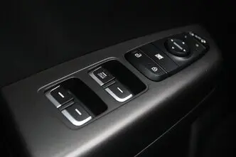 Kia Sportage, 1.6, 97 kW, бензин, механическая, передний привод