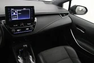 Toyota Corolla, 2.0, 112 kW, гибрид, автомат, передний привод