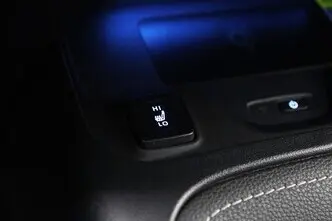 Toyota Corolla, 2.0, 112 kW, гибрид, автомат, передний привод