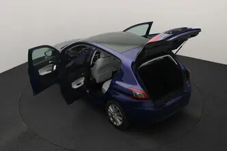 Peugeot 308, 1.6, 88 kW, diesel, automatic, front-wheel drive