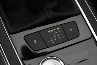 Peugeot 308, 1.6, 88 kW, diesel, automatic, front-wheel drive