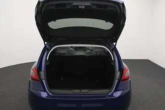 Peugeot 308, 1.6, 88 kW, diesel, automatic, front-wheel drive