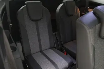 Peugeot 5008, 1.5, 96 kW, diisel, automaat, esivedu