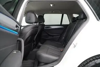 BMW 530, 2.0, 135 kW, pistikhübriid, automaat, nelikvedu