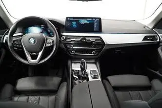 BMW 530, 2.0, 135 kW, pistikhübriid, automaat, nelikvedu