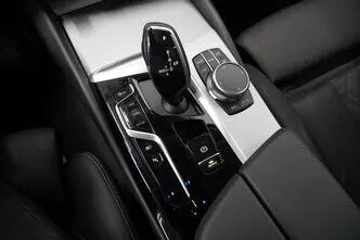 BMW 530, 2.0, 135 kW, pistikhübriid, automaat, nelikvedu