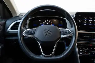 Volkswagen T-Roc, 1.5, 110 kW, бензин, автомат, передний привод