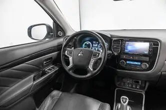Mitsubishi Outlander, 2.0, 89 kW, pistikhübriid, automaat