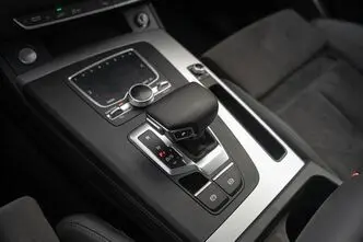 Audi Q5, 2.0, 184 kW, подключаемый гибрид, автомат, полный привод