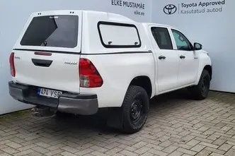 Toyota Hilux, 2.4, 110 kW, дизель, механическая, полный привод
