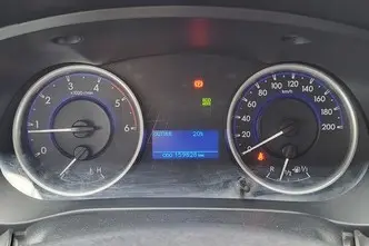 Toyota Hilux, 2.4, 110 kW, дизель, механическая, полный привод