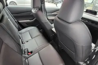 Mazda CX-30, 2.0, 110 kW, гибрид, автомат, передний привод