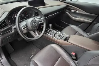 Mazda CX-30, 2.0, 110 kW, гибрид, автомат, передний привод