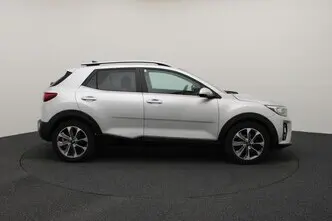 Kia Stonic, 1.4, 73 kW, бензин, механическая, передний привод