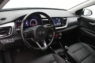 Kia Stonic, 1.4, 73 kW, бензин, механическая, передний привод