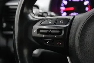 Kia Stonic, 1.4, 73 kW, бензин, механическая, передний привод