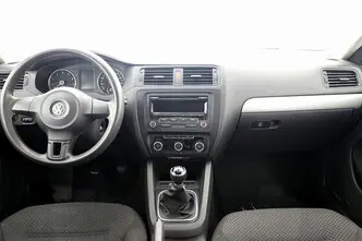 Volkswagen Jetta, 1.2, 104 kW, petrol, manual, front-wheel drive