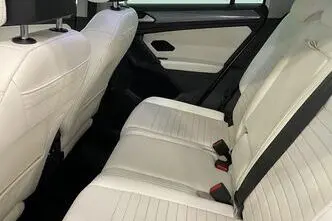 Volkswagen Tiguan, 1.4, 110 kW, plug-in hybrid, automatic, front-wheel drive