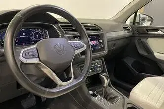 Volkswagen Tiguan, 1.4, 110 kW, plug-in hybrid, automatic, front-wheel drive