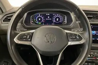 Volkswagen Tiguan, 1.4, 110 kW, plug-in hybrid, automatic, front-wheel drive