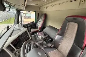 Volvo FM410 6x2*4, 308 kW, дизель, автомат