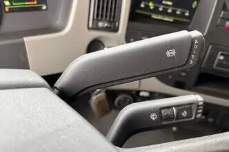 Volvo FM410 6x2*4, 308 kW, дизель, автомат