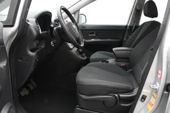 Kia Carens, 2.0, 106 kW, bensiin, manuaal, esivedu