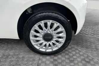 Fiat 500, 1.0, 51 kW, hübriid, manuaal, esivedu