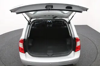 Kia Carens, 2.0, 106 kW, bensiin, manuaal, esivedu