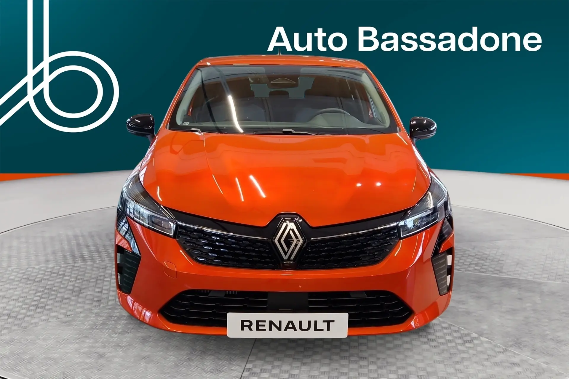 Renault Clio, 1.0, 67 kW, бензин, механическая, передний привод