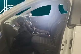Dacia Sandero, 1.0, 67 kW, бензин, механическая, передний привод