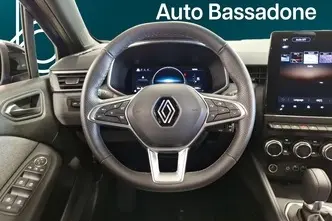 Renault Clio, 1.6, 105 kW, гибрид, автомат, передний привод