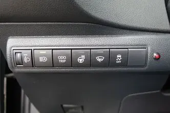 Toyota Corolla, 1.8, 72 kW, гибрид, автомат, передний привод