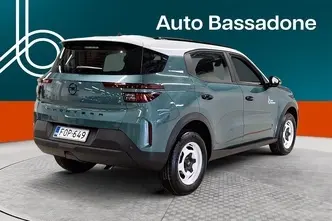Opel Frontera, 1.2, 107 kW, гибрид, автомат, передний привод