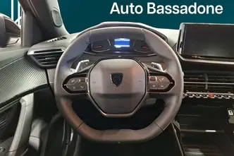 Peugeot 2008, 1.2, 96 kW, бензин, автомат, передний привод