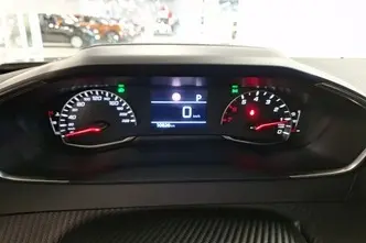 Peugeot 2008, 1.2, 96 kW, бензин, автомат, передний привод