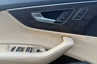 Audi Q8, 3.0, 210 kW, hybrid, automatic, four-wheel drive