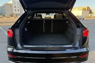 Audi Q8, 3.0, 210 kW, hybrid, automatic, four-wheel drive