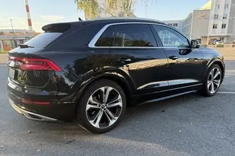 Audi Q8, 3.0, 210 kW, hybrid, automatic, four-wheel drive