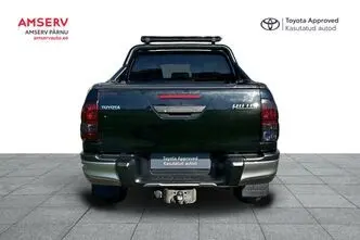 Toyota Hilux, 2.4, 110 kW, дизель, автомат, полный привод