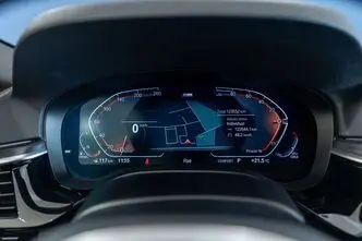BMW 520, 2.0, 140 kW, гибрид, автомат, полный привод