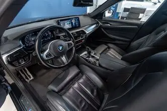 BMW 520, 2.0, 140 kW, hybrid, automatic, four-wheel drive