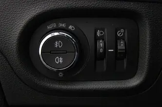 Opel Astra, 1.5, 77 kW, дизель, механическая, передний привод